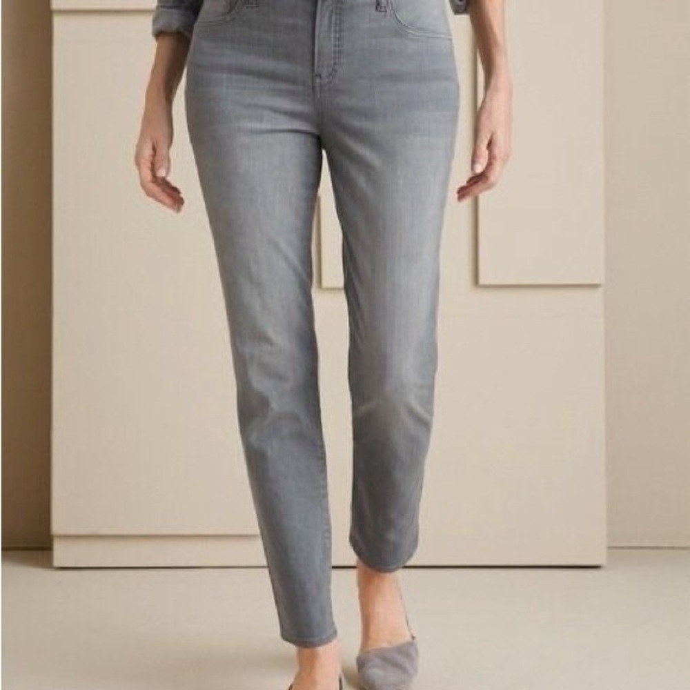 Chico's Light Gray Ankle Jeans